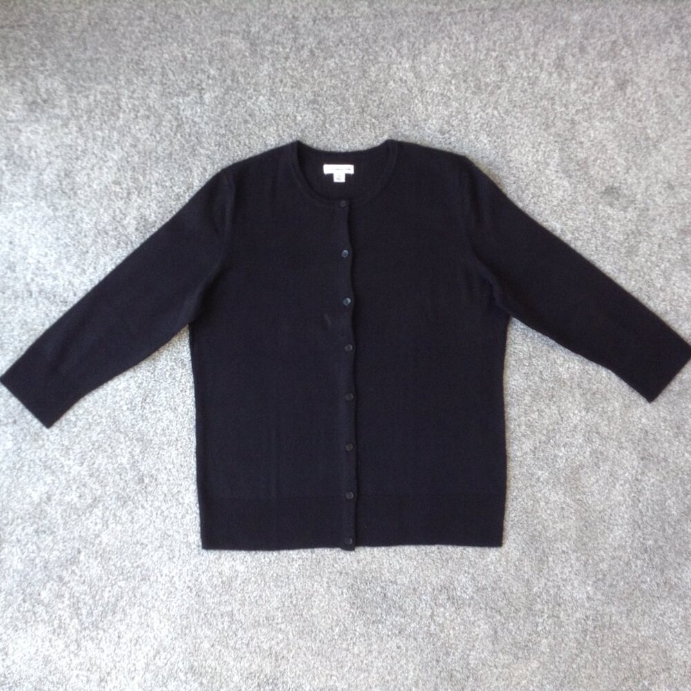 ⭐LN - CROFT & BARROW 3/4 SLEEVE BUTTON DOWN CARDIGAN in Black, size M⭐